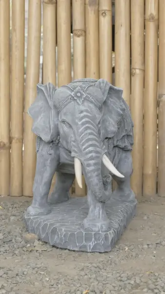 Product image 5 of the product “Indra - Small Elephant bending to the left, 46.5cm L | cast stone ”